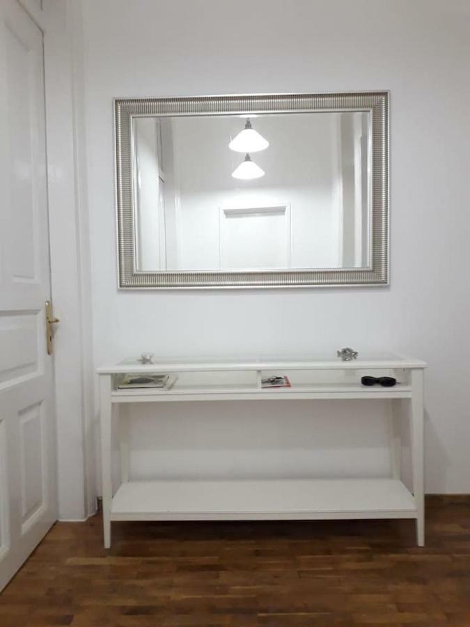 La Dolce Vita, Luxury In The Absolute Center Apartment Burgas City Exterior foto